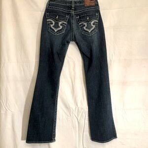 Women's Big Star low rise bootcut Jeans: Size 25Long. Excellent condition.